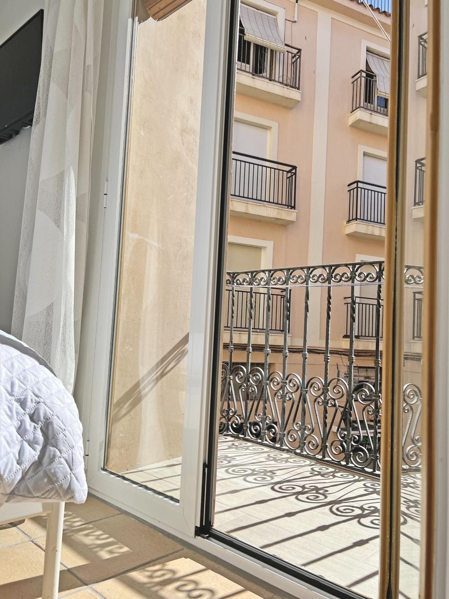 Apartamento Puro Centro. 500M Del Mar. A/C Alicante Exterior foto